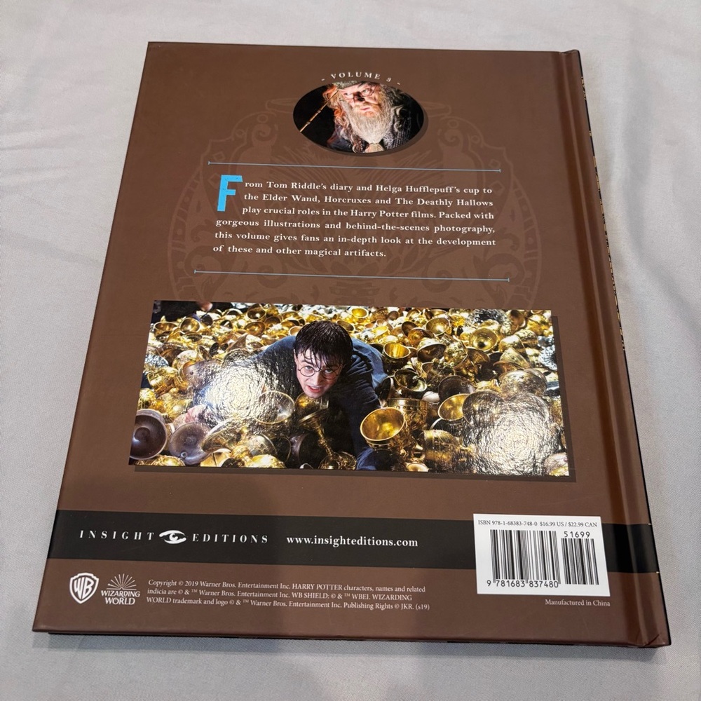 Harry Potter Film Vault Books 1 2 3 4 Diagon Alley Hogwarts Horcruxes Hallows + - Picture 9 of 12